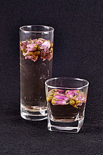 玻璃玫瑰 晶瑩剔透的手工藝珍品